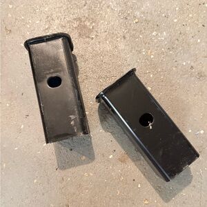 Trailer hitch insert